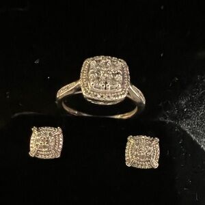 Elegant Silver Jewelry Set